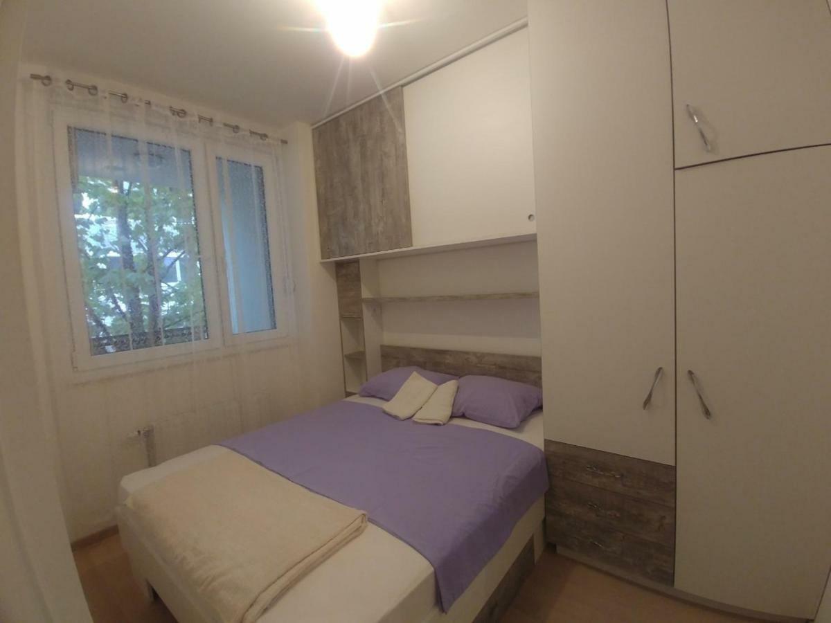 Apartman Ladybug บันยาลูกา ภายนอก รูปภาพ
